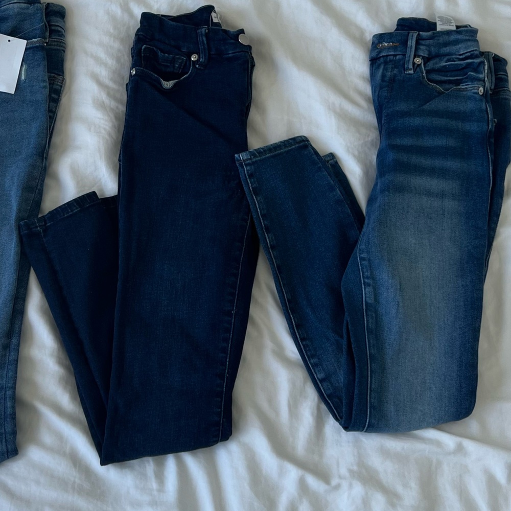 Good American Medium wash Jeans